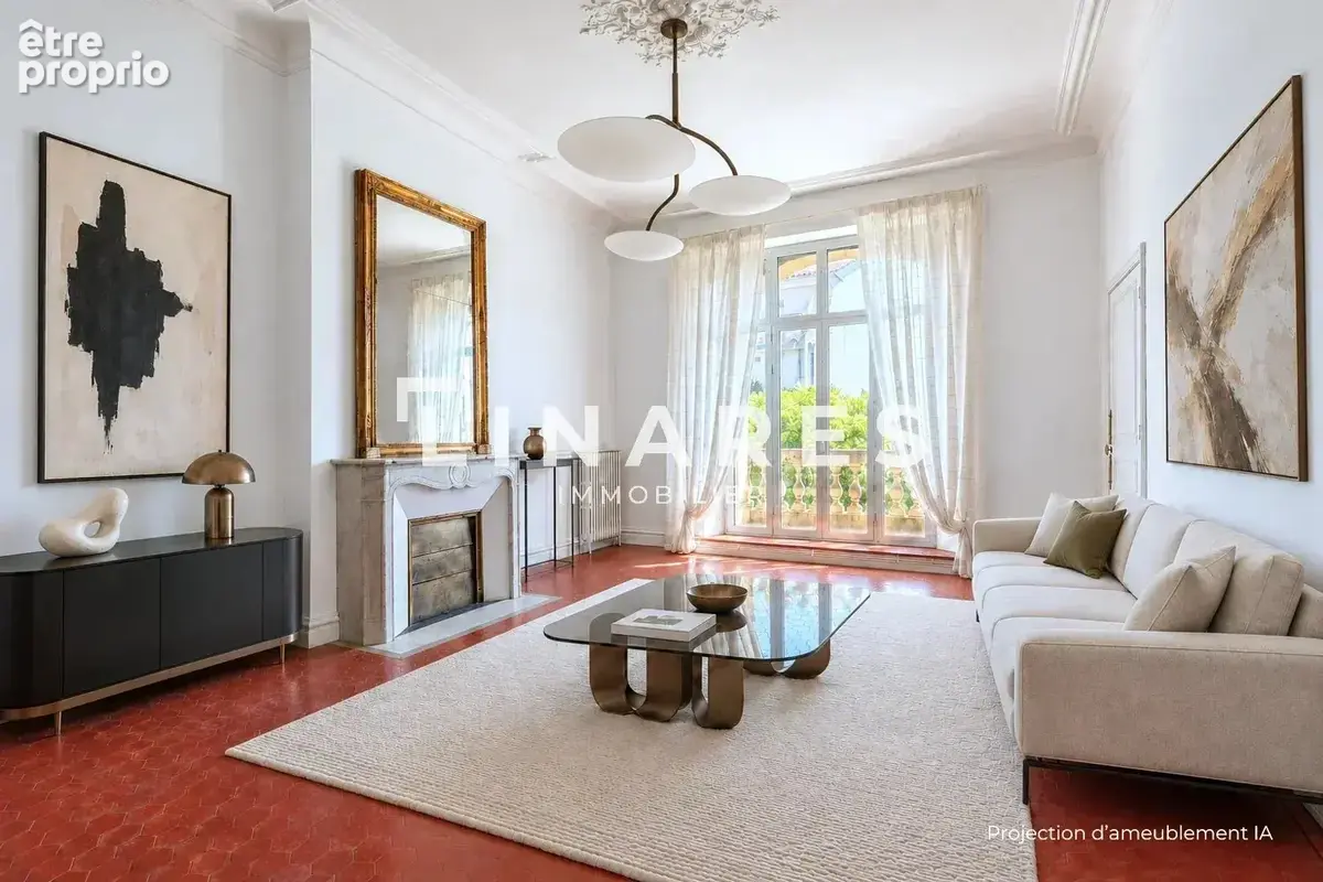 Appartement à MARSEILLE-8E
