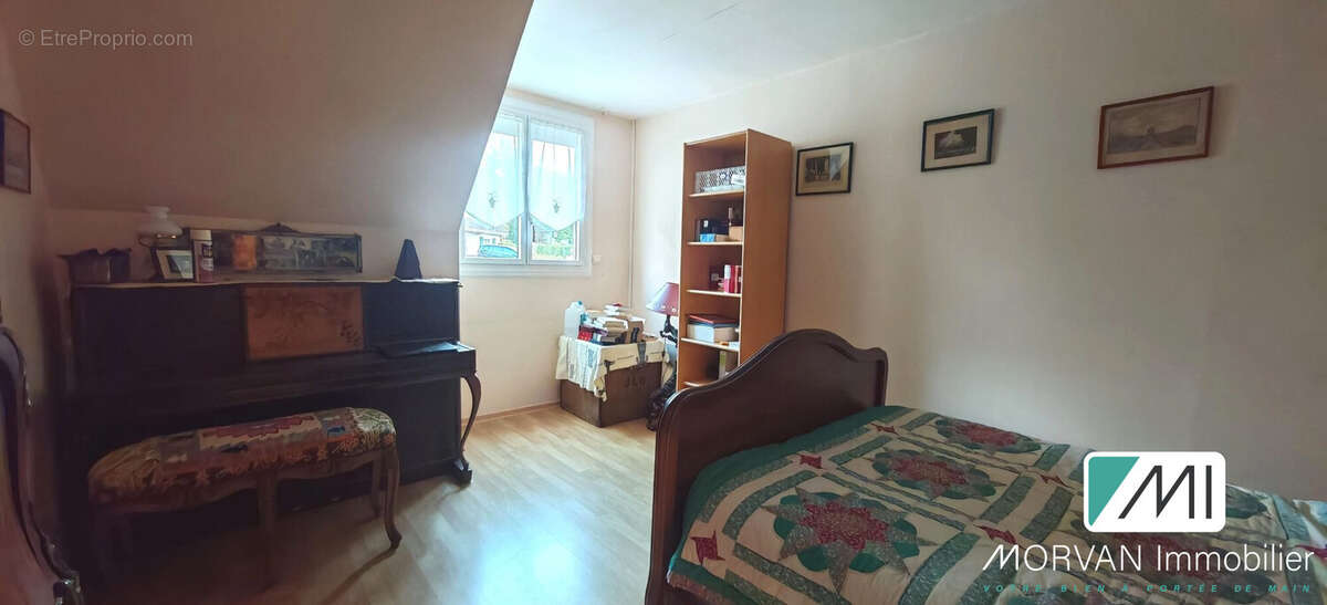 Maison à LES ESSARTS-LE-ROI