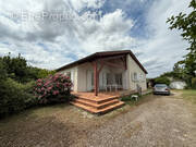 Maison à SAINT-ETIENNE-DE-FOUGERES