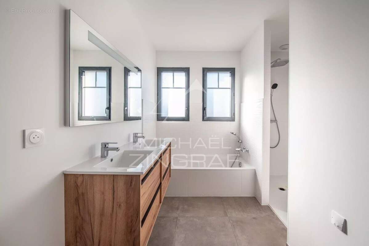 Maison à GUJAN-MESTRAS