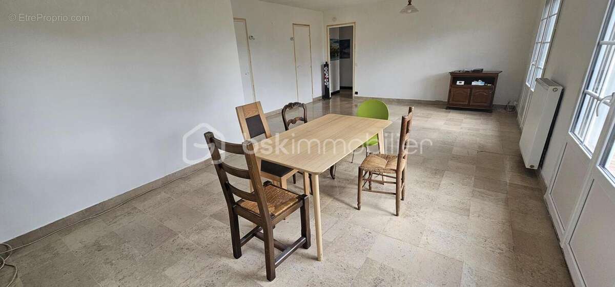 Maison à FLEURY-SUR-ORNE