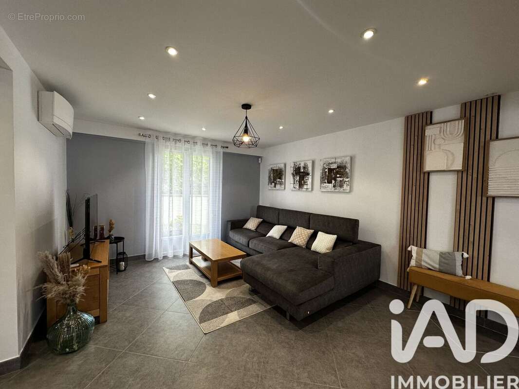 Photo 2 - Maison à LE PLESSIS-PATE