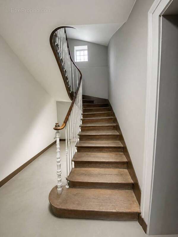 Appartement à AIX-LES-BAINS