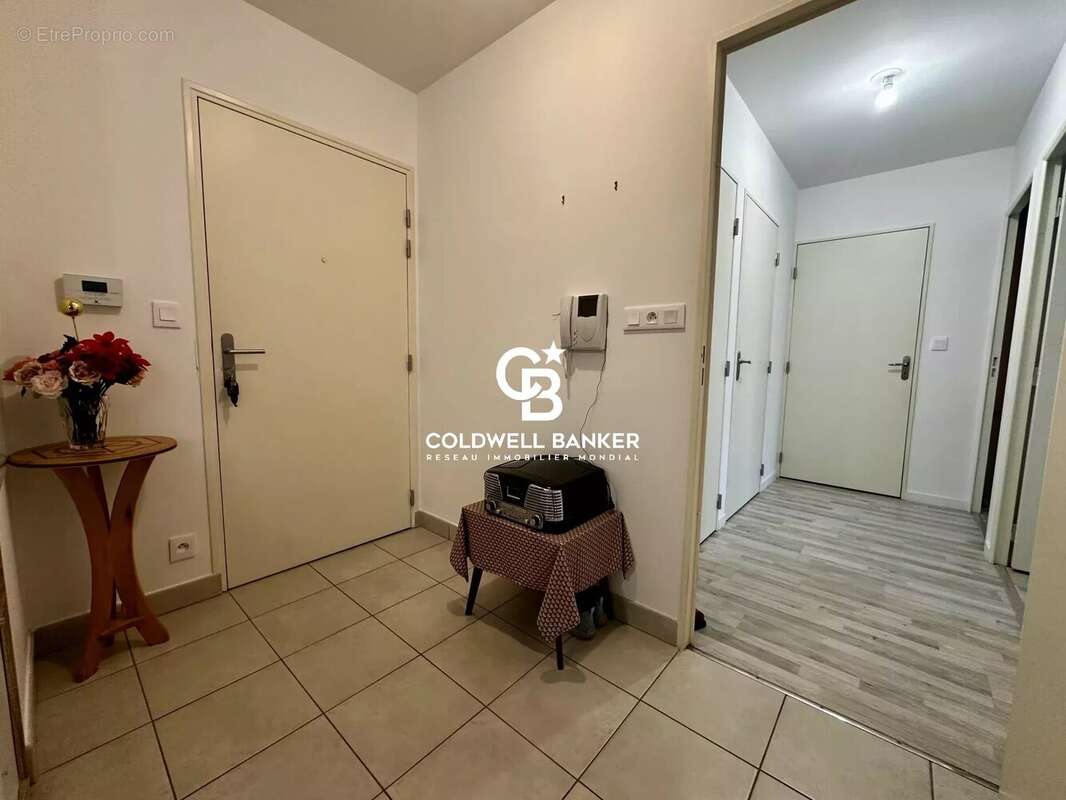 Appartement à SAINT-CYR-SUR-LOIRE
