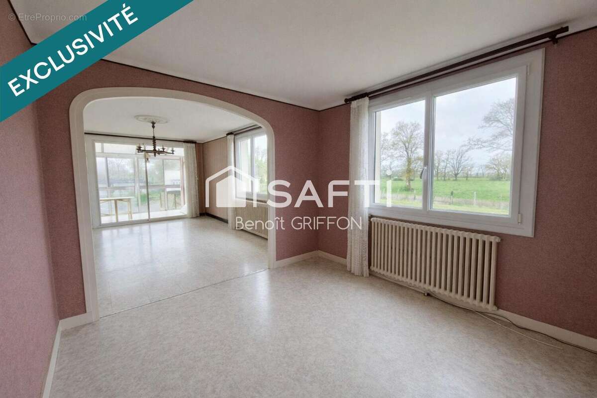 Maison 98 m² à Les Landes-Genusson  - photo 4