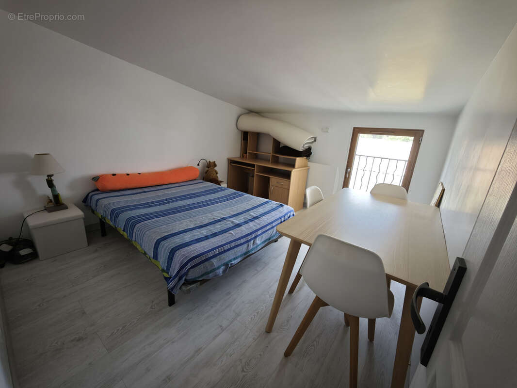 Appartement DUPLEX de 4 pièces, stationnement privée et cave - photo 11