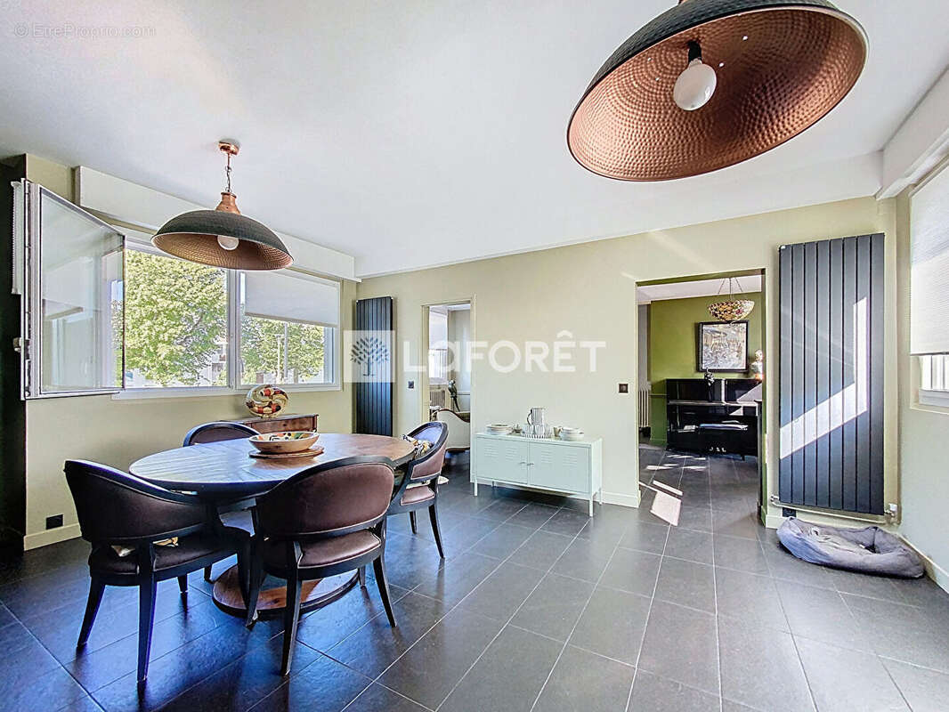 Maison à VERNEUIL-SUR-SEINE