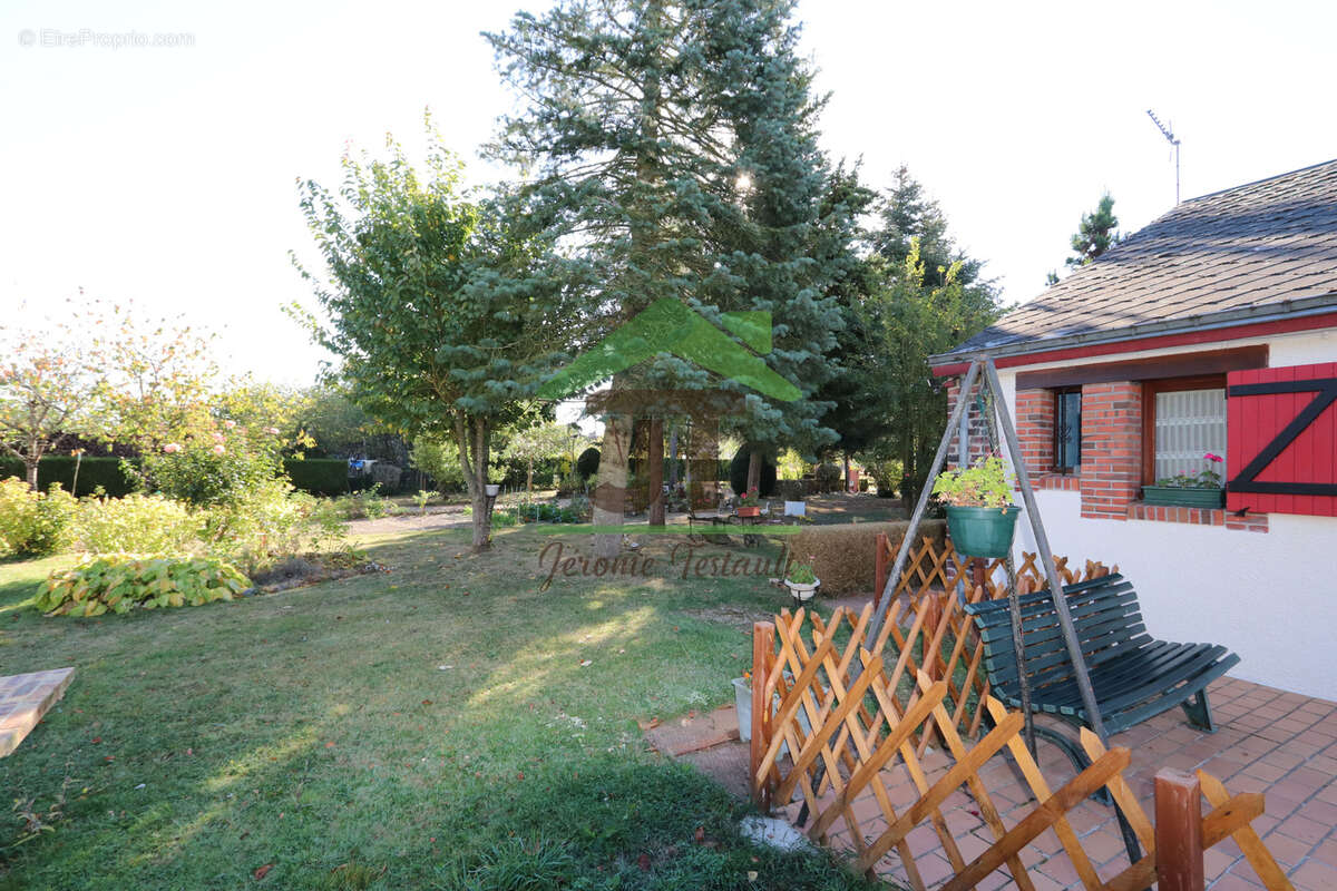 Maison à CLOYES-SUR-LE-LOIR