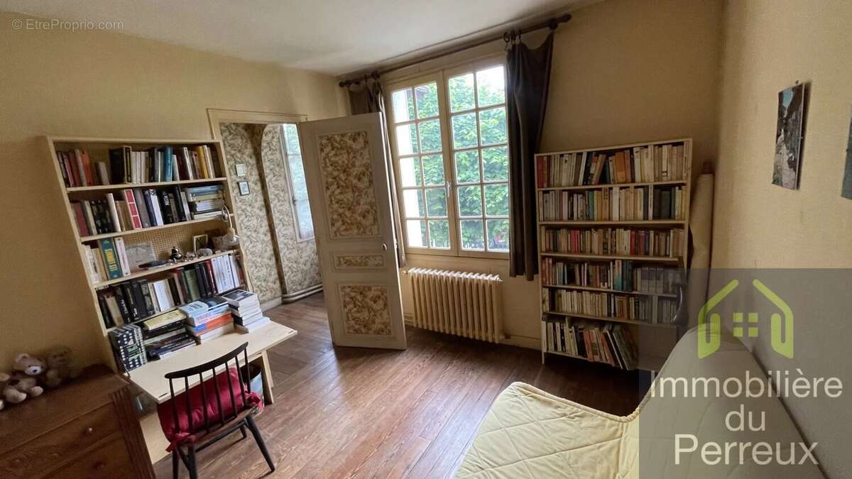 Maison à NEUILLY-SUR-MARNE