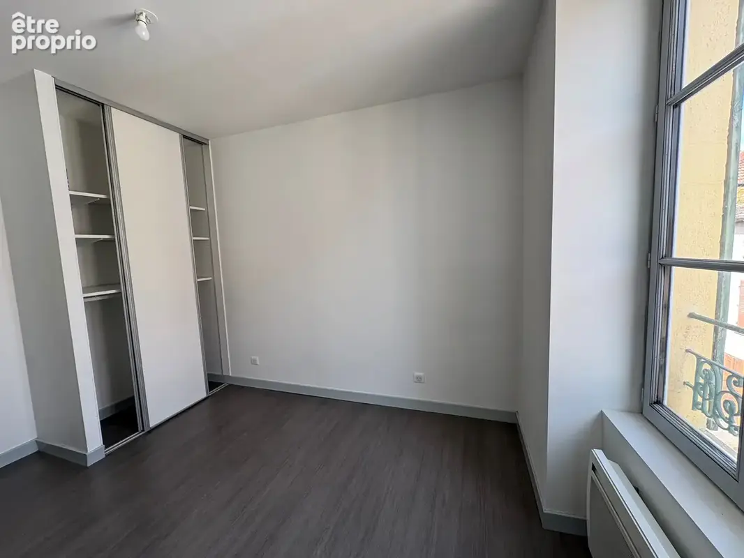 CHARLIEU centre, Appartement de Type 2 à vendre - photo 10