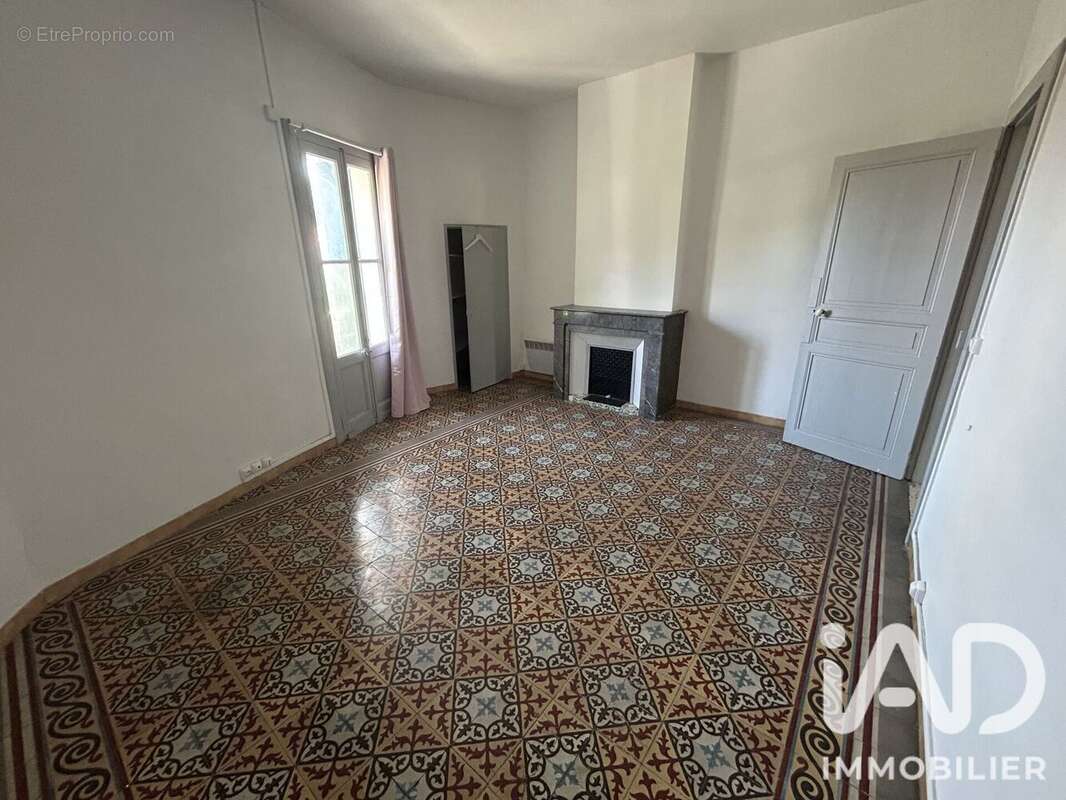 Photo 2 - Maison à LEZIGNAN-LA-CEBE