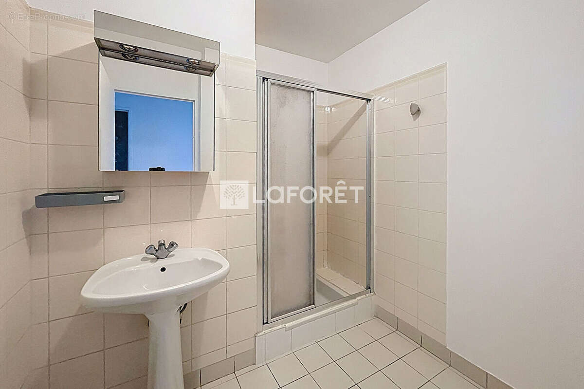 Appartement à SURESNES