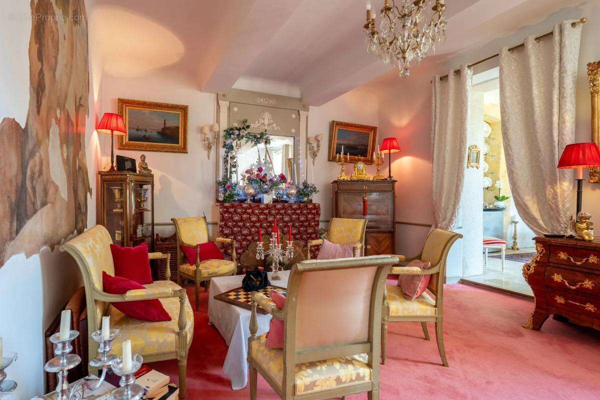 Bouc-Bel-Air – Grande Propriété Familiale avec Dépendance T3 - photo 22