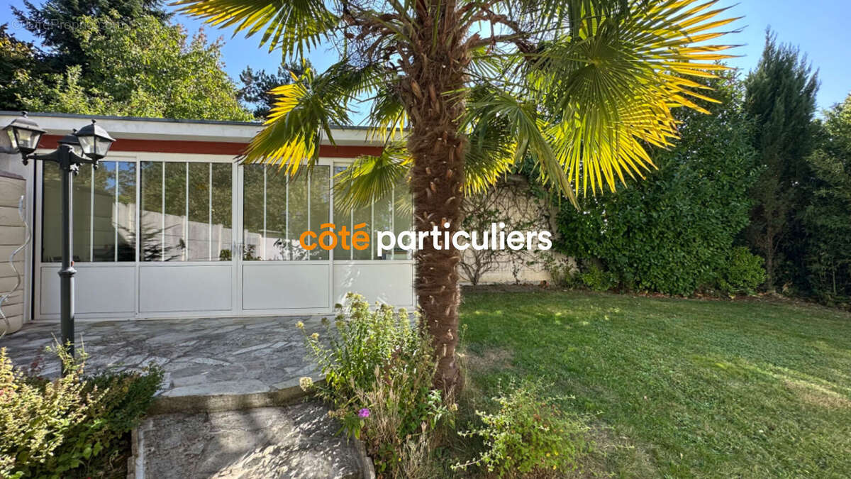 Maison à COMBS-LA-VILLE