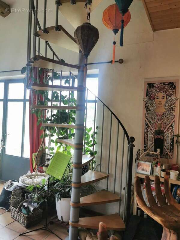 Maison à ENTRECASTEAUX