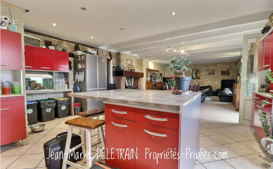 Maison de famille en pierre ? 258 m² + dépendances ? Saint-Antoine-de-Breuilh, Bordeaux en 45 min - photo 6