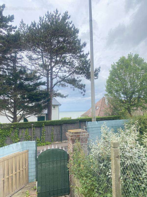 Appartement à BENERVILLE-SUR-MER