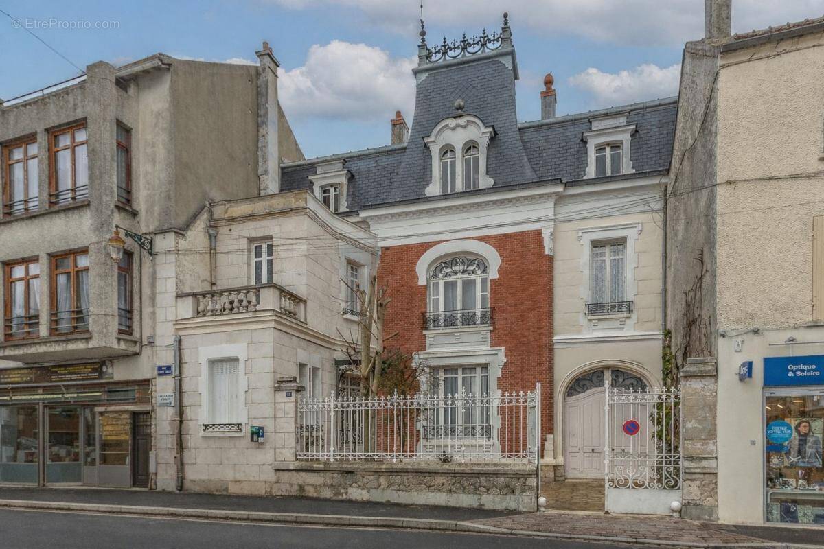 Maison à ETAMPES