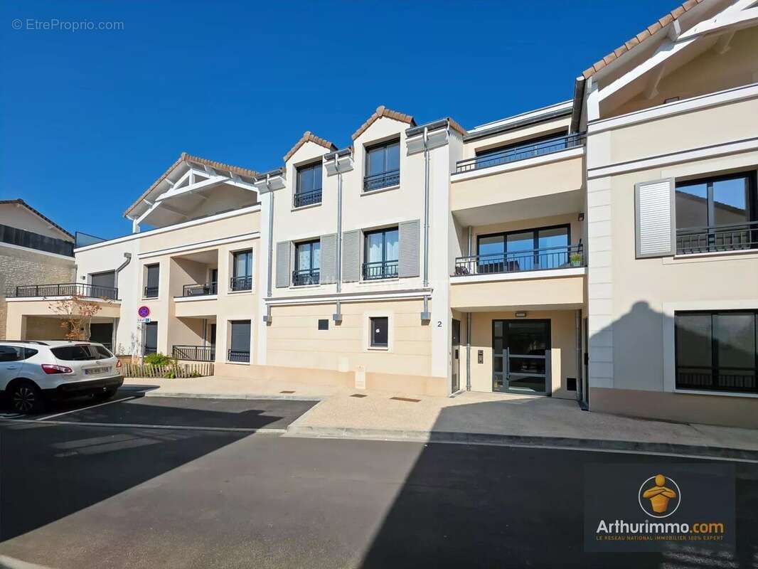 Appartement à LISSES