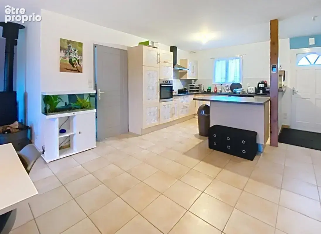 EXCLUSIVITE Maison à 5 minutes de PONS 5 pièces 118 m2  de plain pied avec grand garage - photo 8