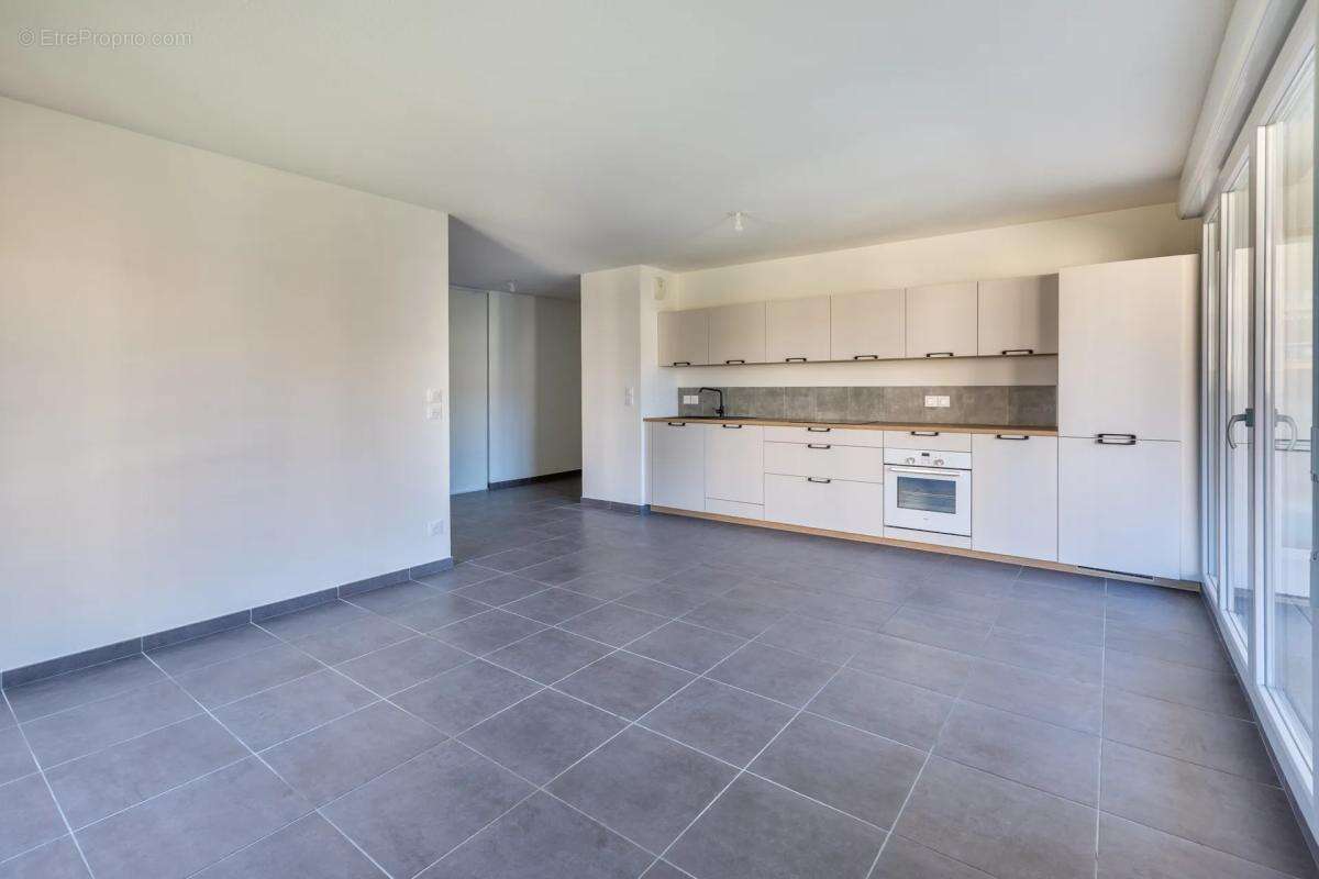 Appartement à VENISSIEUX