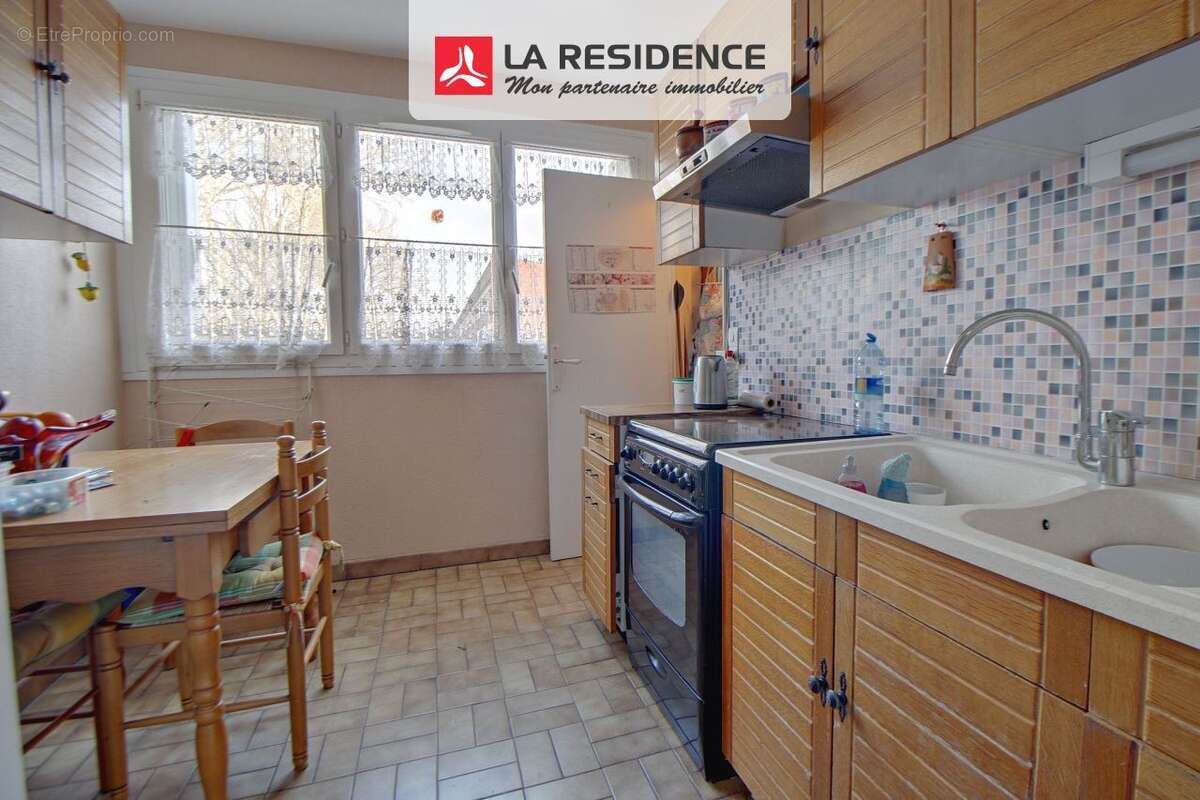 Appartement à VERNEUIL-SUR-SEINE