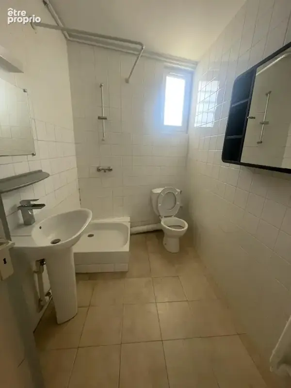 Appartement 3 pièces 69 m² à vendre à Saint-Georges-Les-Bains (07800) - photo 8