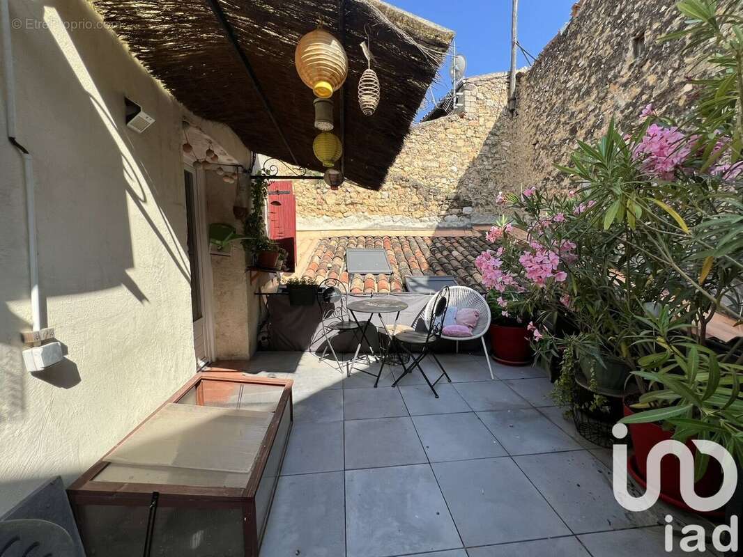 Photo 2 - Maison à PEYROLLES-EN-PROVENCE