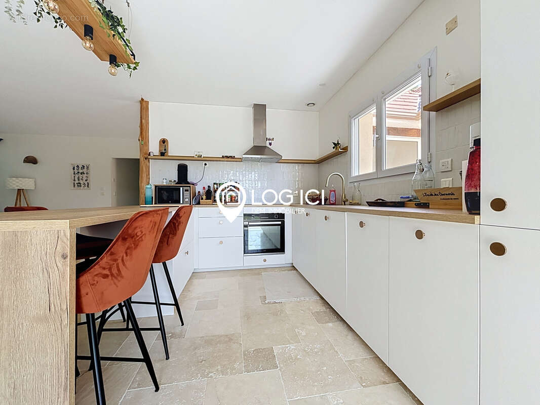 Maison de plain-pied de 114 m2 avec grand séjour et 4 chambres en lisière de forêt - photo 11