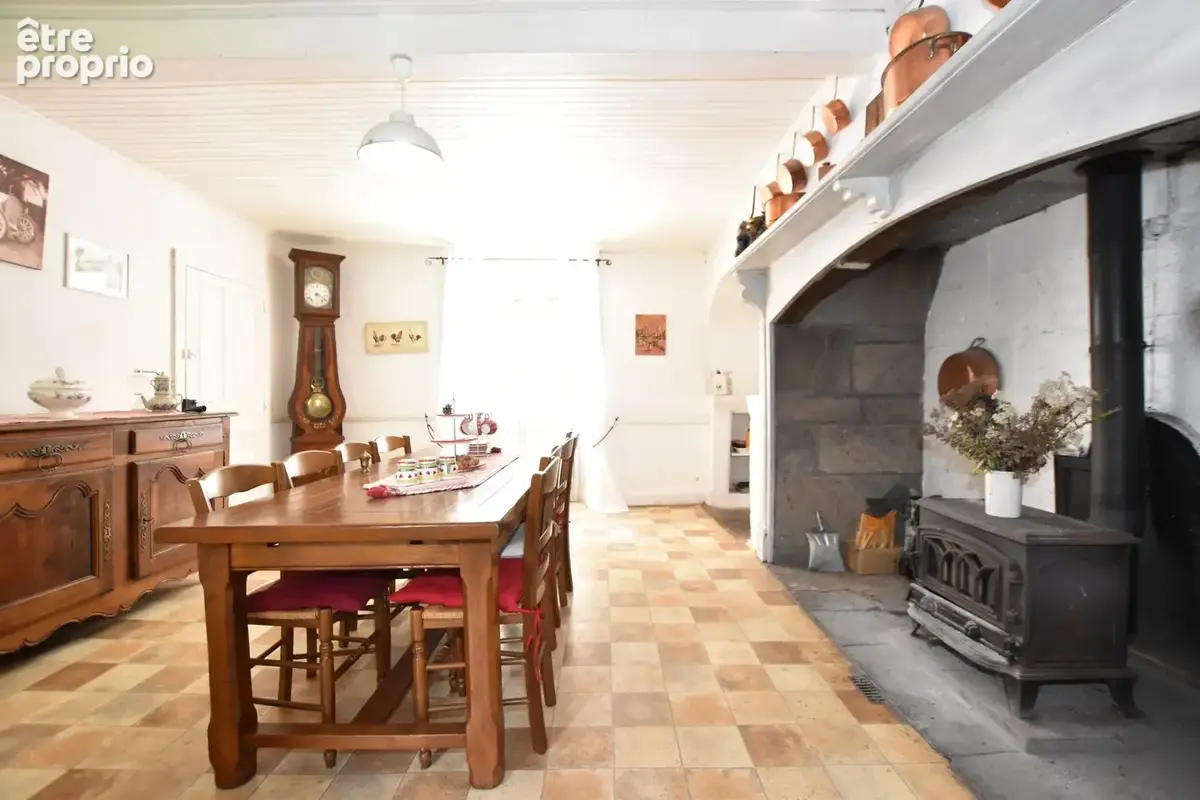Maison 6 pièces 166 m² à vendre à Anglards-De-Salers (15380) - photo 6