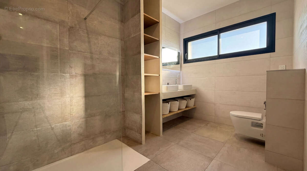 Maison à SAINT-CYR-SUR-LOIRE