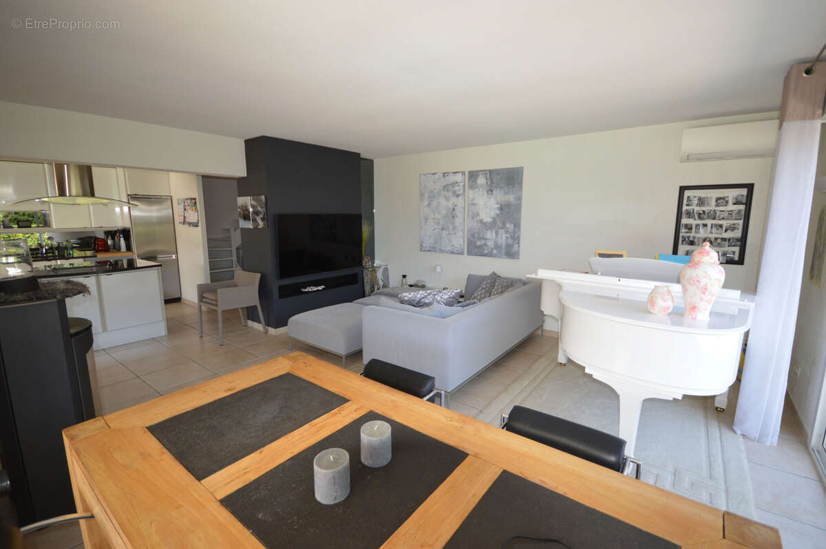 Appartement à SAINT-RAPHAEL