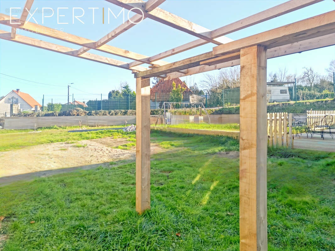 Sous compromis : Maison avec studio : Principale, secondaire ou gîte ? - photo 3