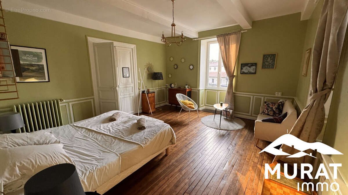 Maison à PONTGIBAUD