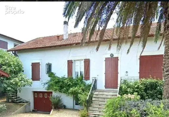 Maison 7 pièces 153 m² à vendre à Arcangues (64200) - photo 1