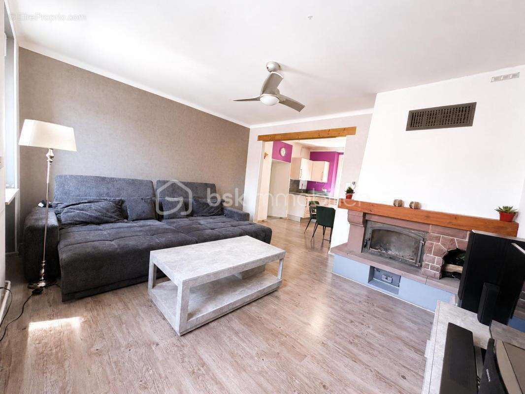 Maison familiale avec grange attenante : une opportunite rare ! - photo 6