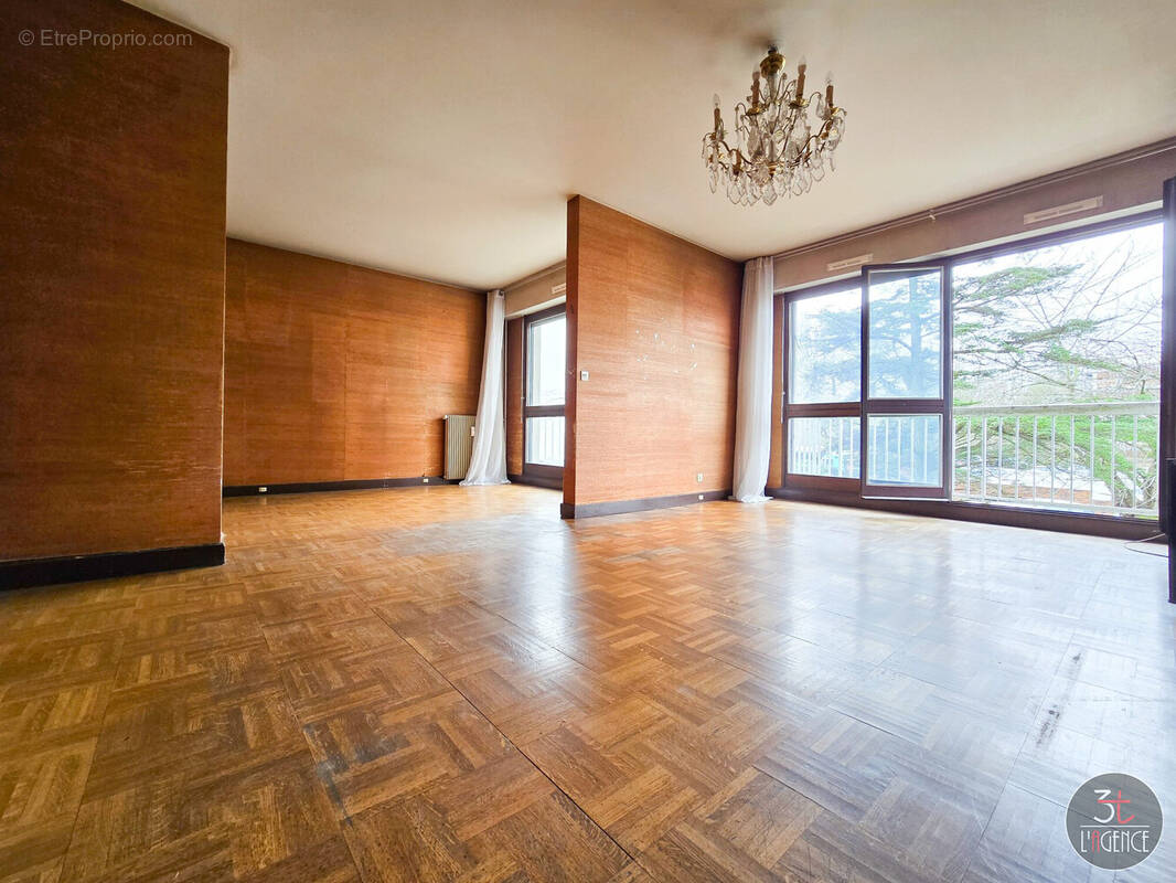 Appartement à FONTENAY-SOUS-BOIS