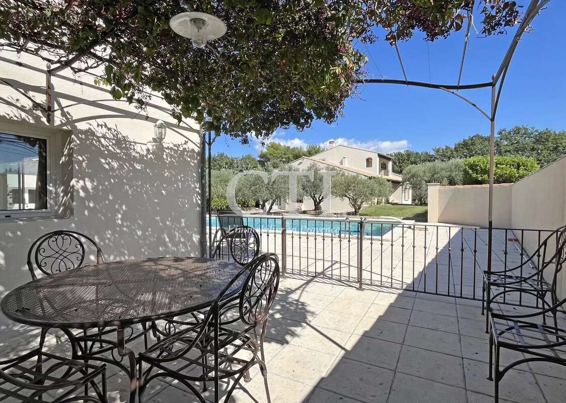 Maison à LE BARROUX