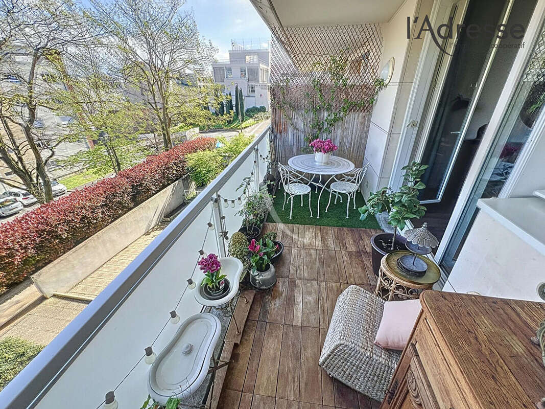 Appartement à SURESNES