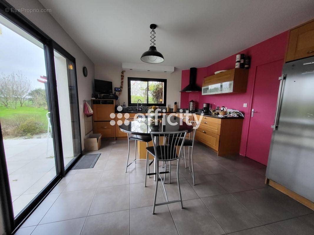 Maison à MONTAUBAN-DE-BRETAGNE