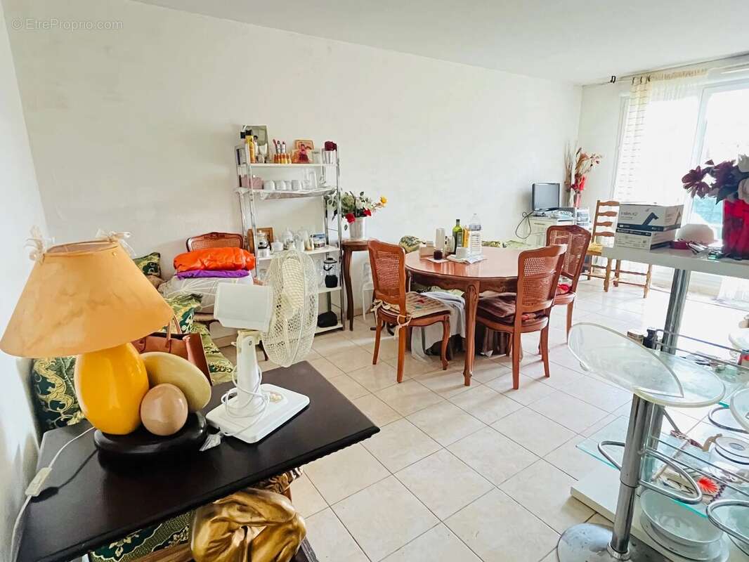 Appartement à MARSEILLE-15E