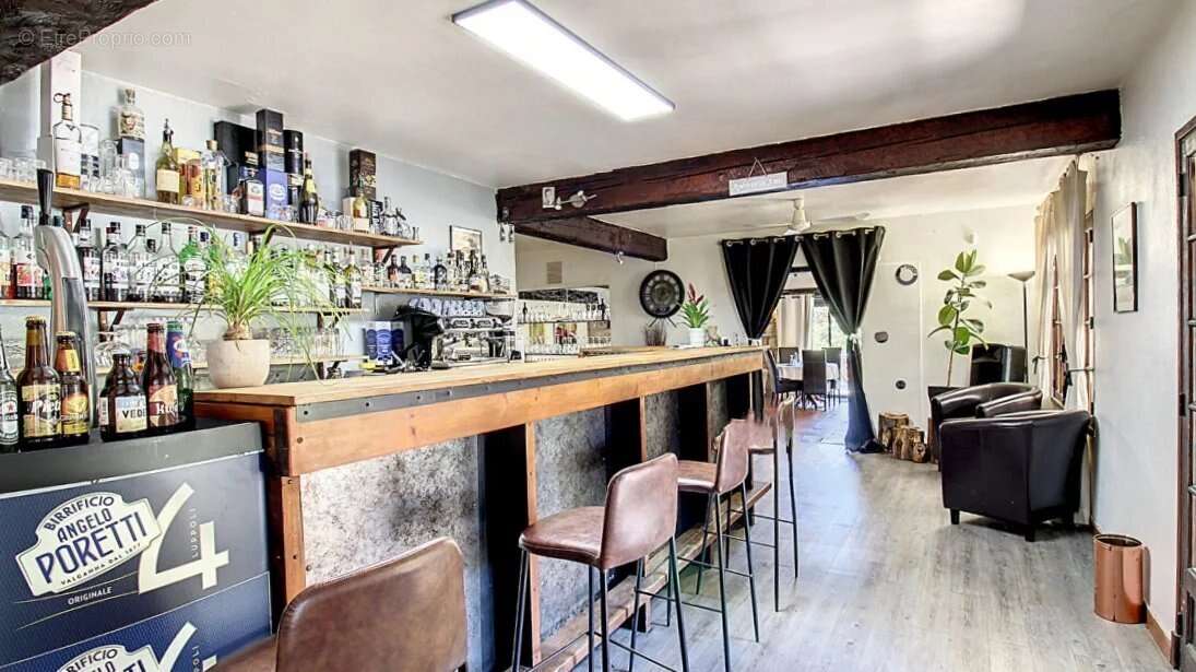 Appartement à TOURTOUR