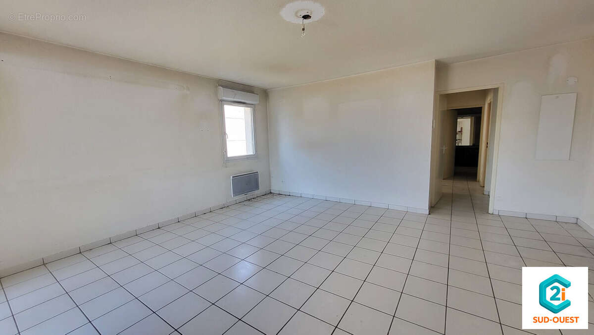 Appartement 62 m² à Cazeres  - photo 4