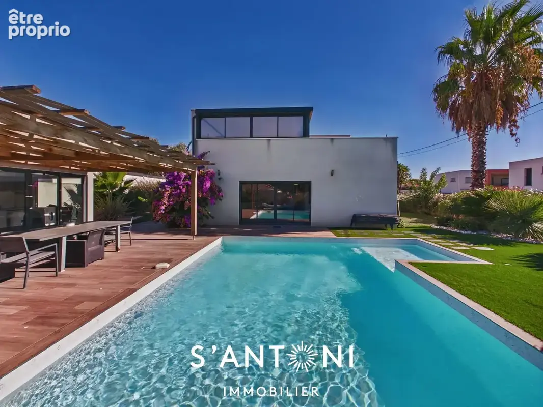 Villa de standing au Grau d'agde sur une parcelle de 880m² avec piscine - photo 2