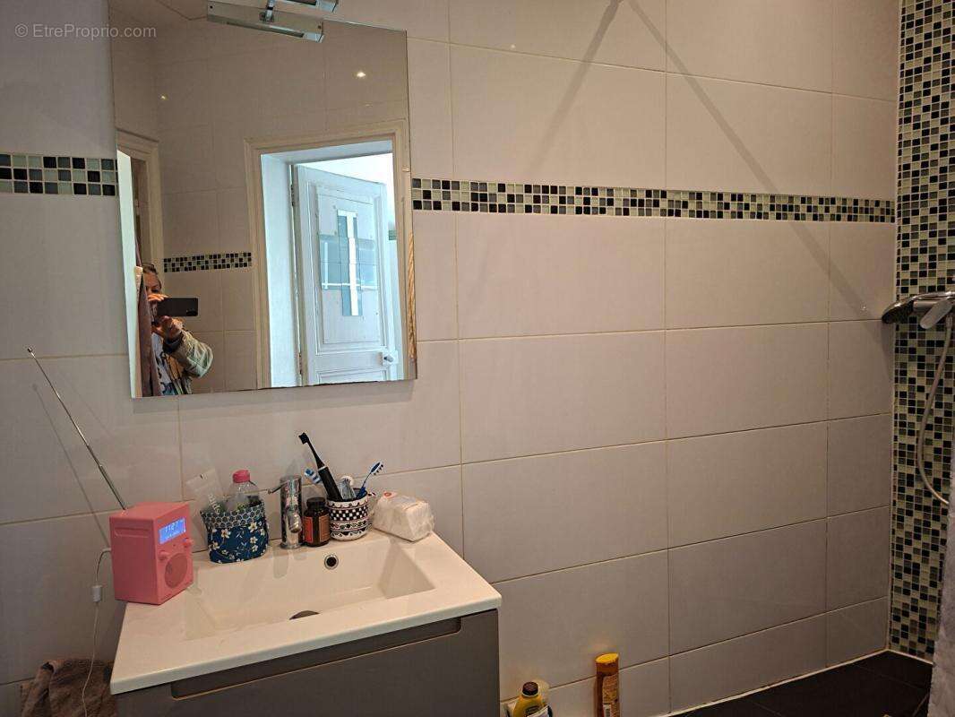 Appartement à PARIS-10E