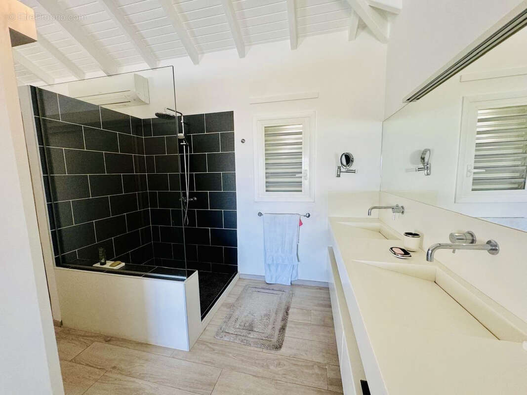 Maison à SAINT-MARTIN