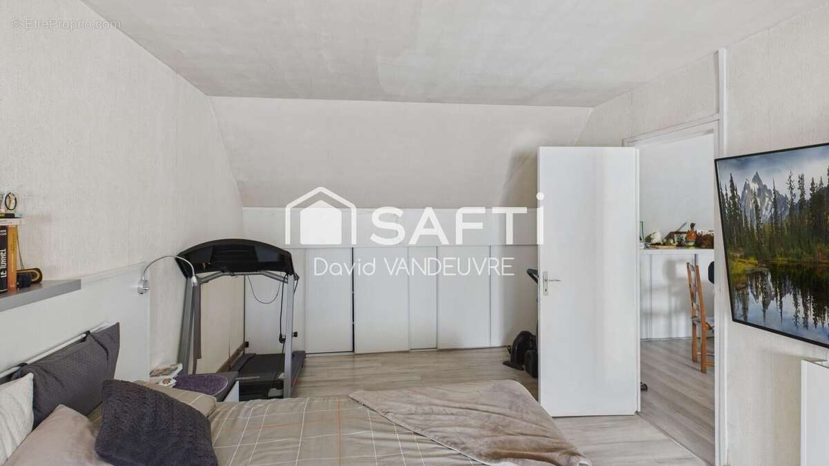 Commerce 189 m² à La Chatre  - photo 6