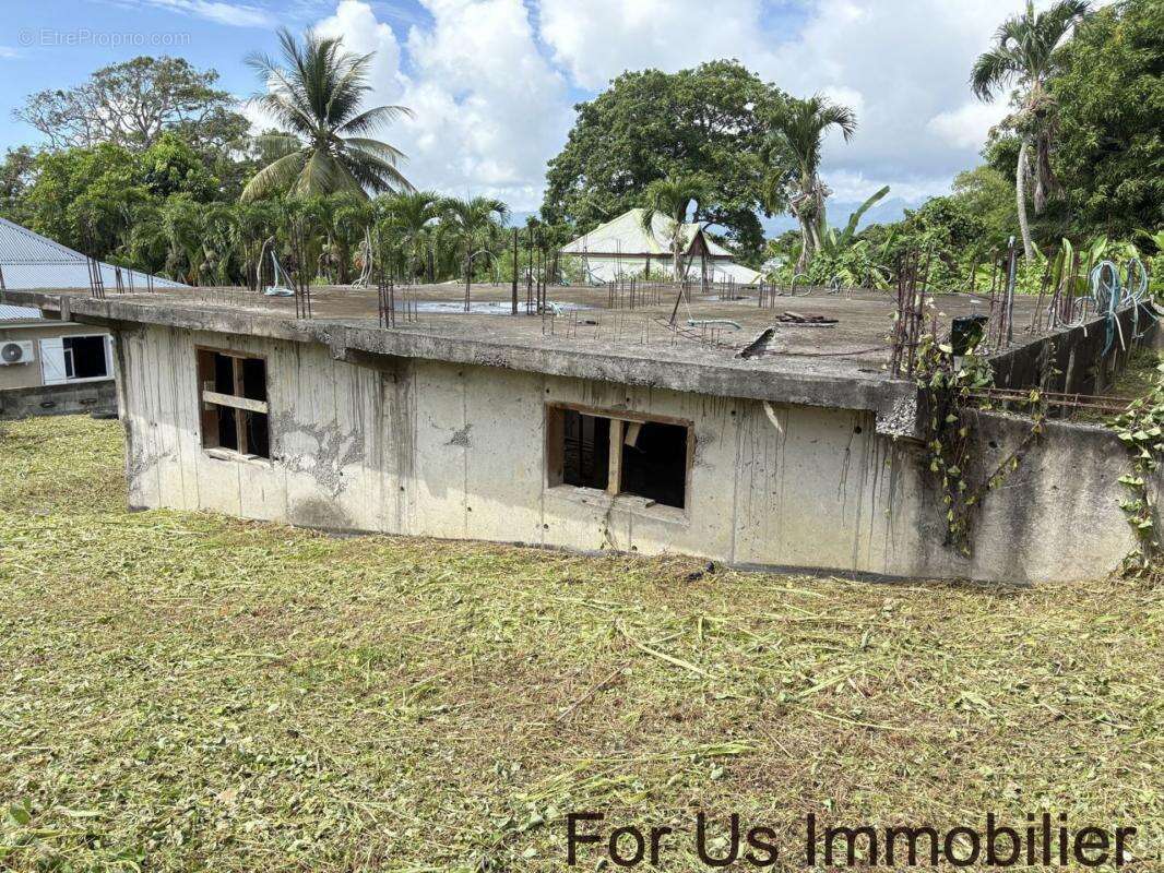 Maison à BAIE-MAHAULT