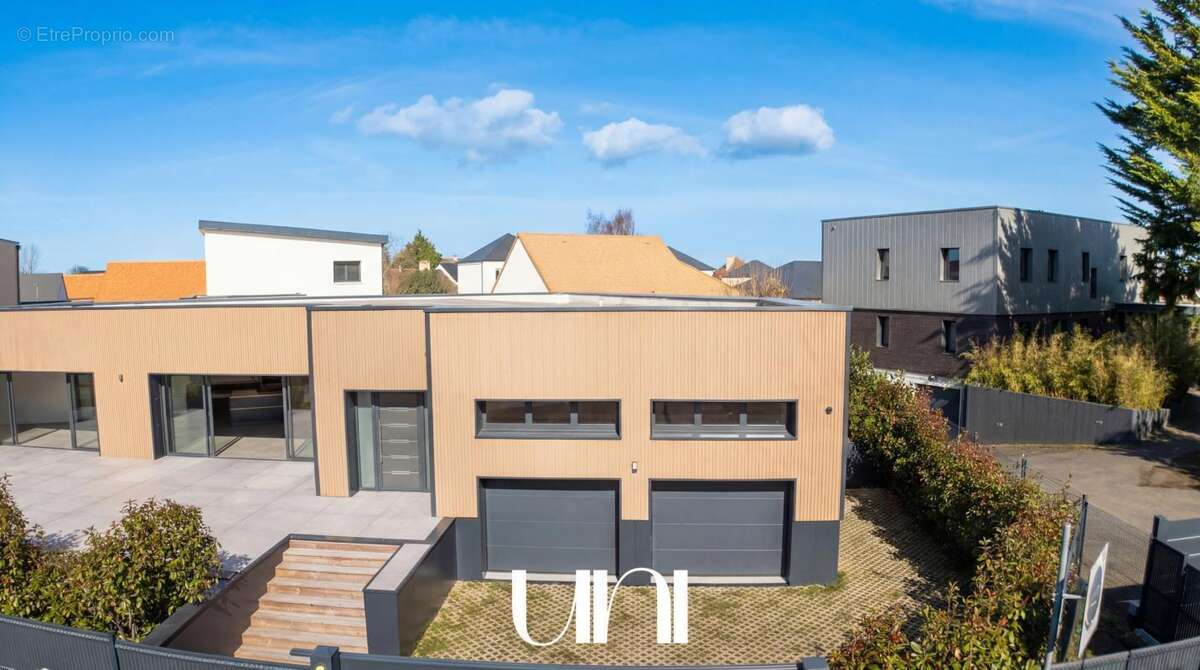 Maison à SAINT-CONTEST