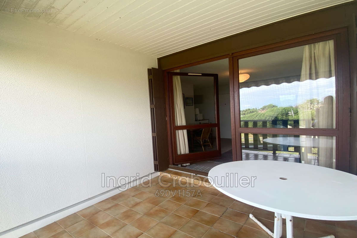 Appartement à VAUX-SUR-MER